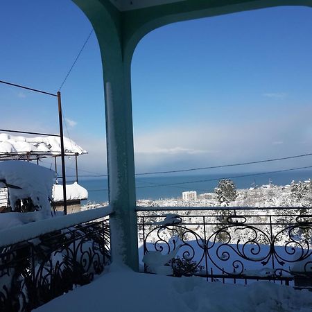Bis-A Guesthouse Makhinjauri Dış mekan fotoğraf