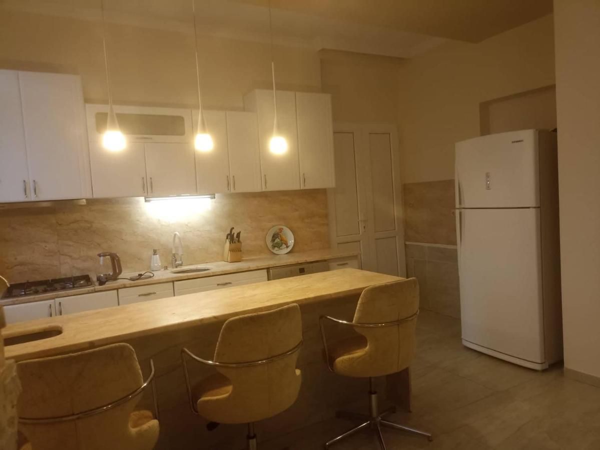 Bis-A Guesthouse Makhinjauri Dış mekan fotoğraf