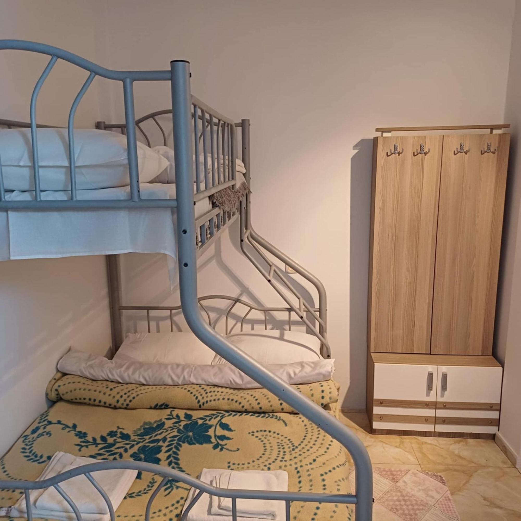 Bis-A Guesthouse Makhinjauri Dış mekan fotoğraf