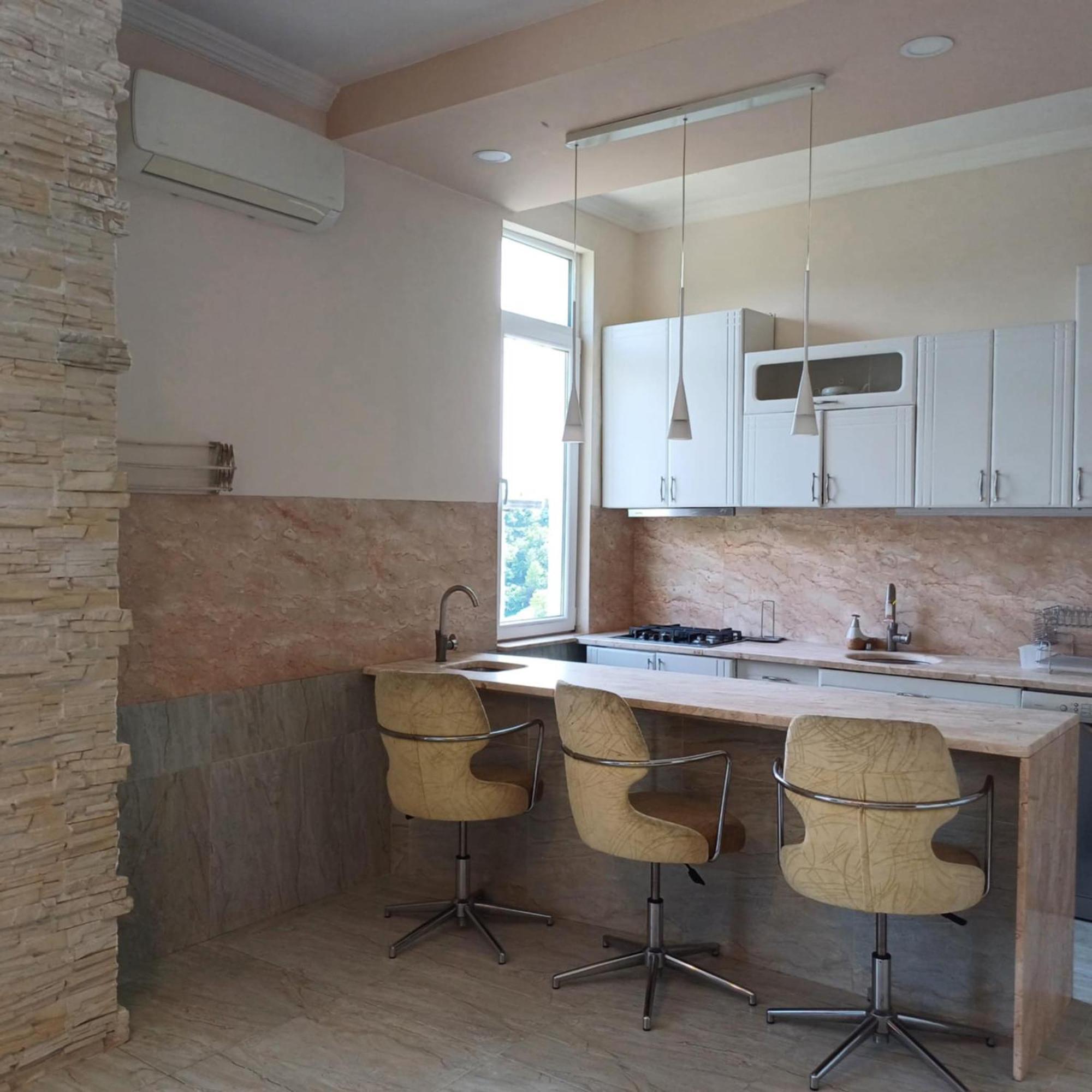Bis-A Guesthouse Makhinjauri Dış mekan fotoğraf