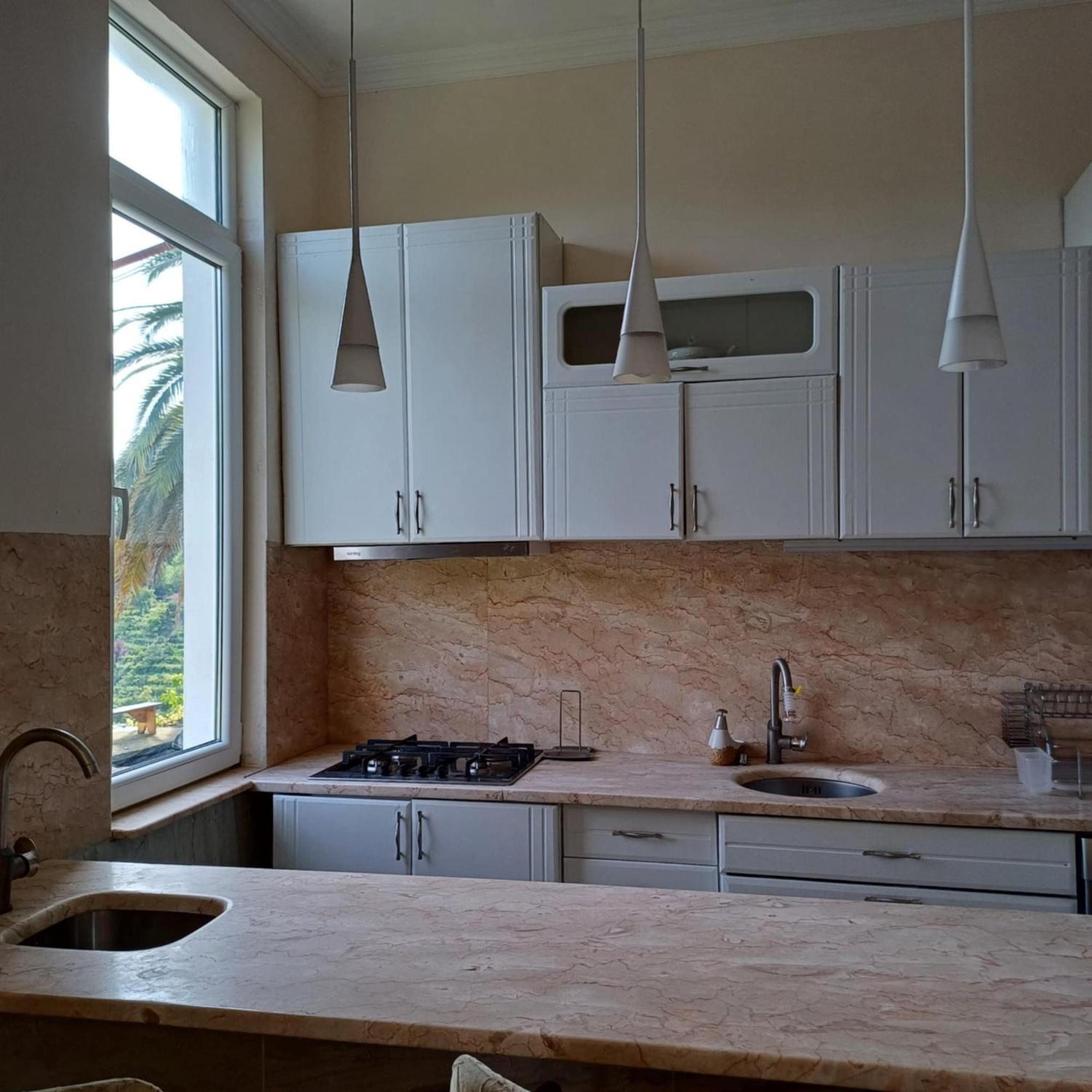 Bis-A Guesthouse Makhinjauri Dış mekan fotoğraf