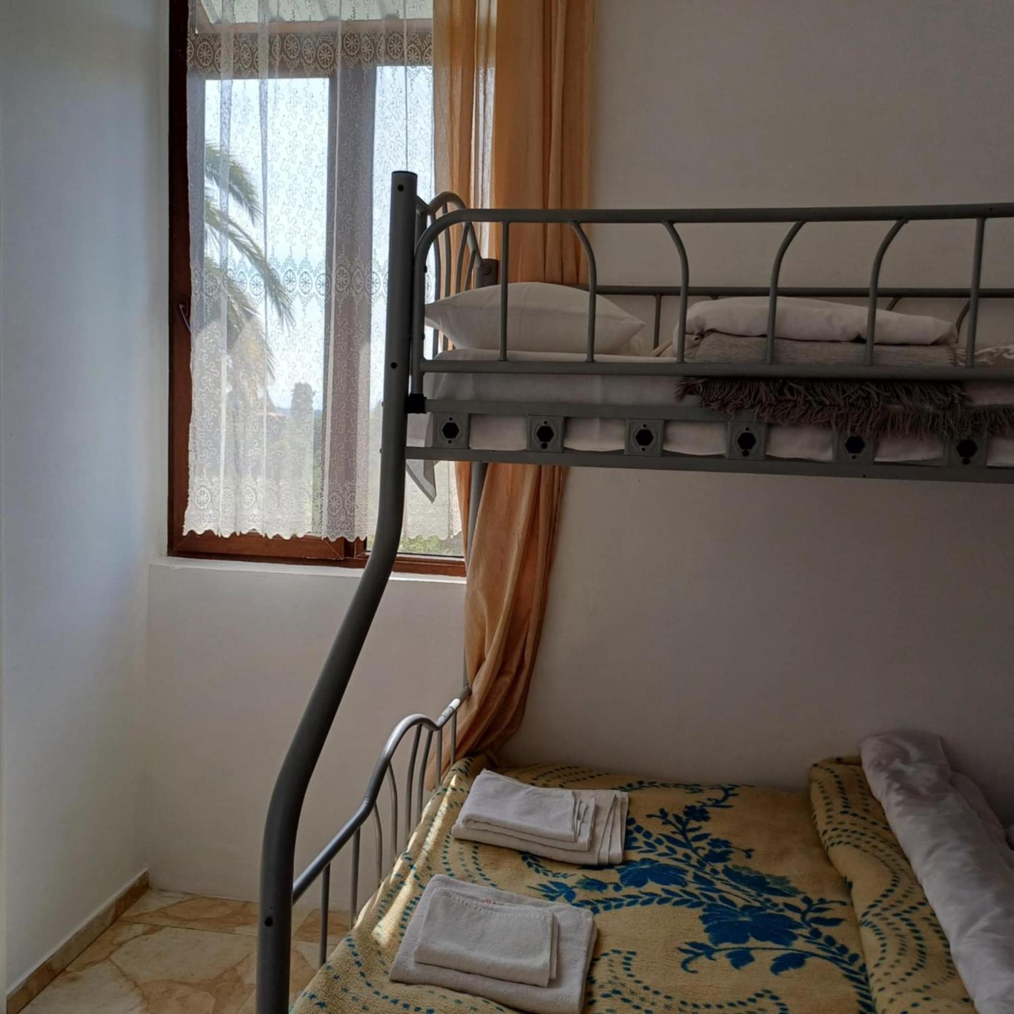Bis-A Guesthouse Makhinjauri Dış mekan fotoğraf