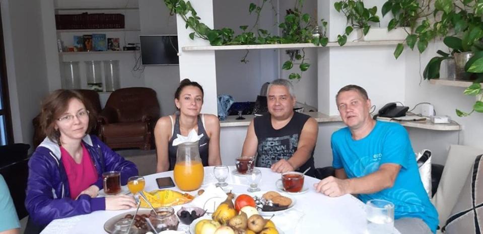 Bis-A Guesthouse Makhinjauri Dış mekan fotoğraf